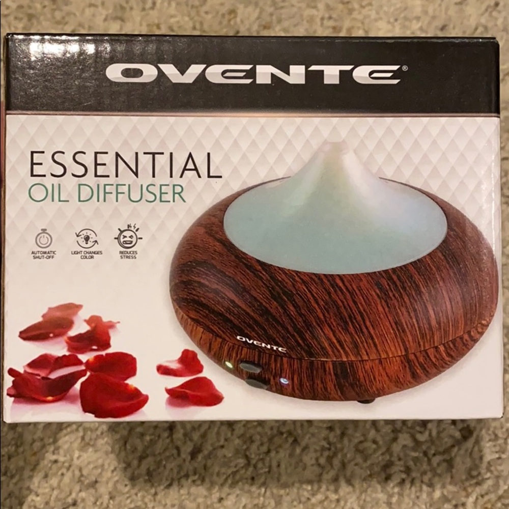 Essential oil diffuser